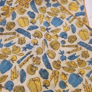 Vtg lot of 5 MCM Mushroom vegetables table linens Napkins set retro
